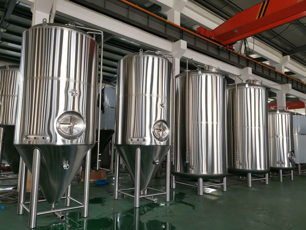 Tanques de fermentación de cerveza | Equipo Ske
