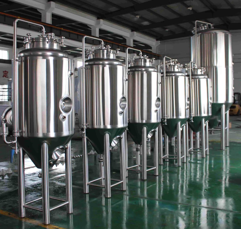 Custom Stainless Steel Tanks